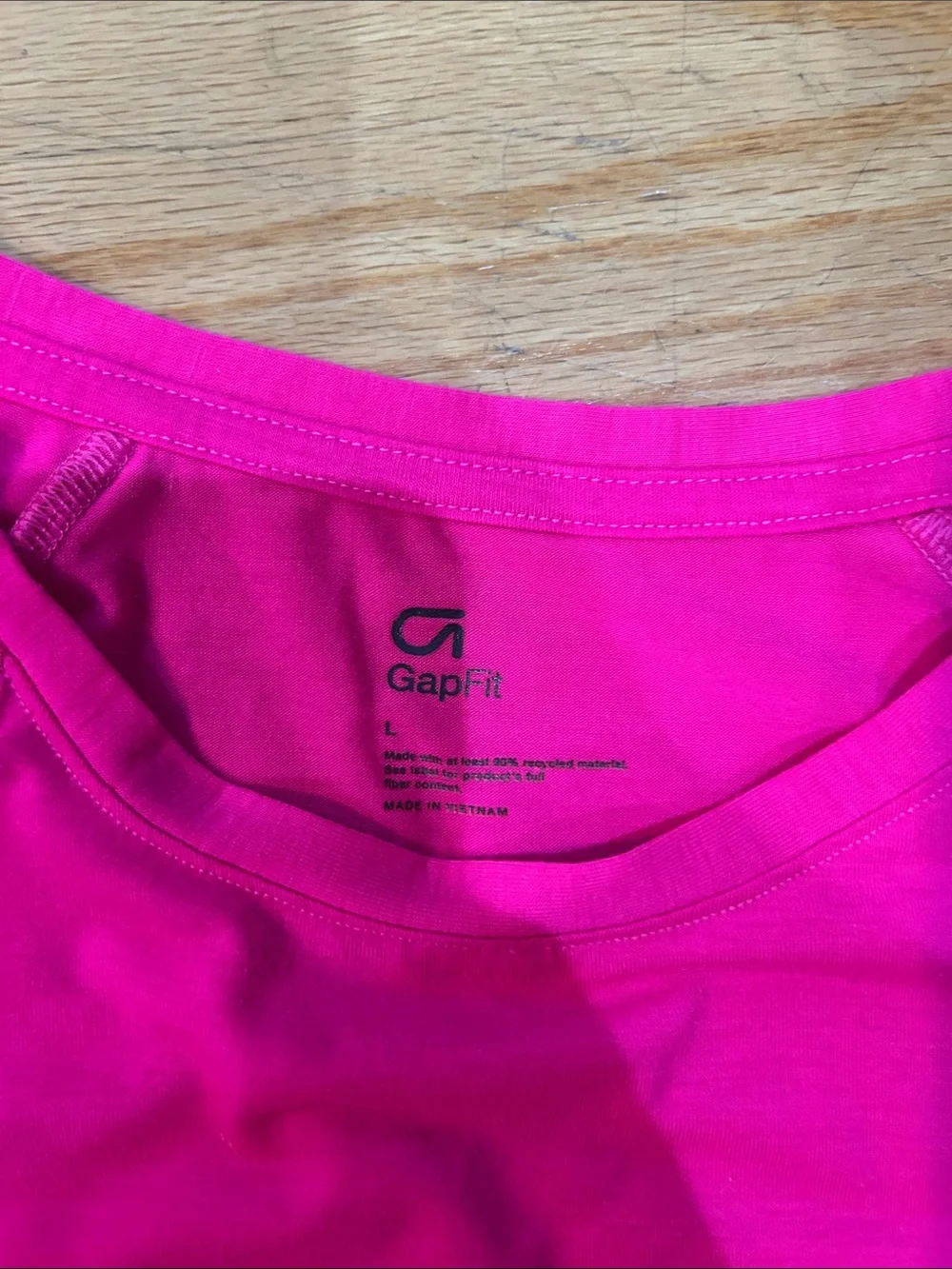 GAP magenta tunic silver